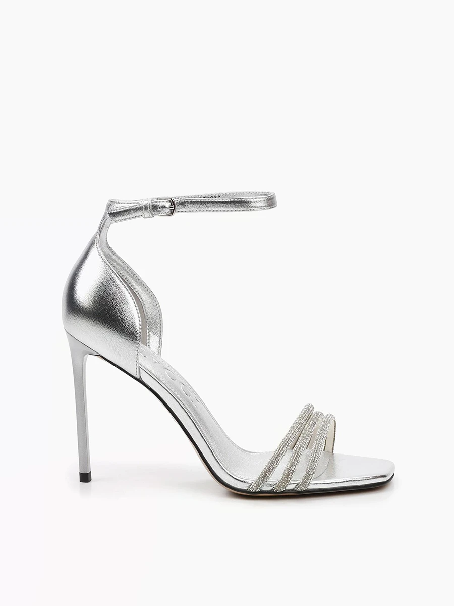 серебряный