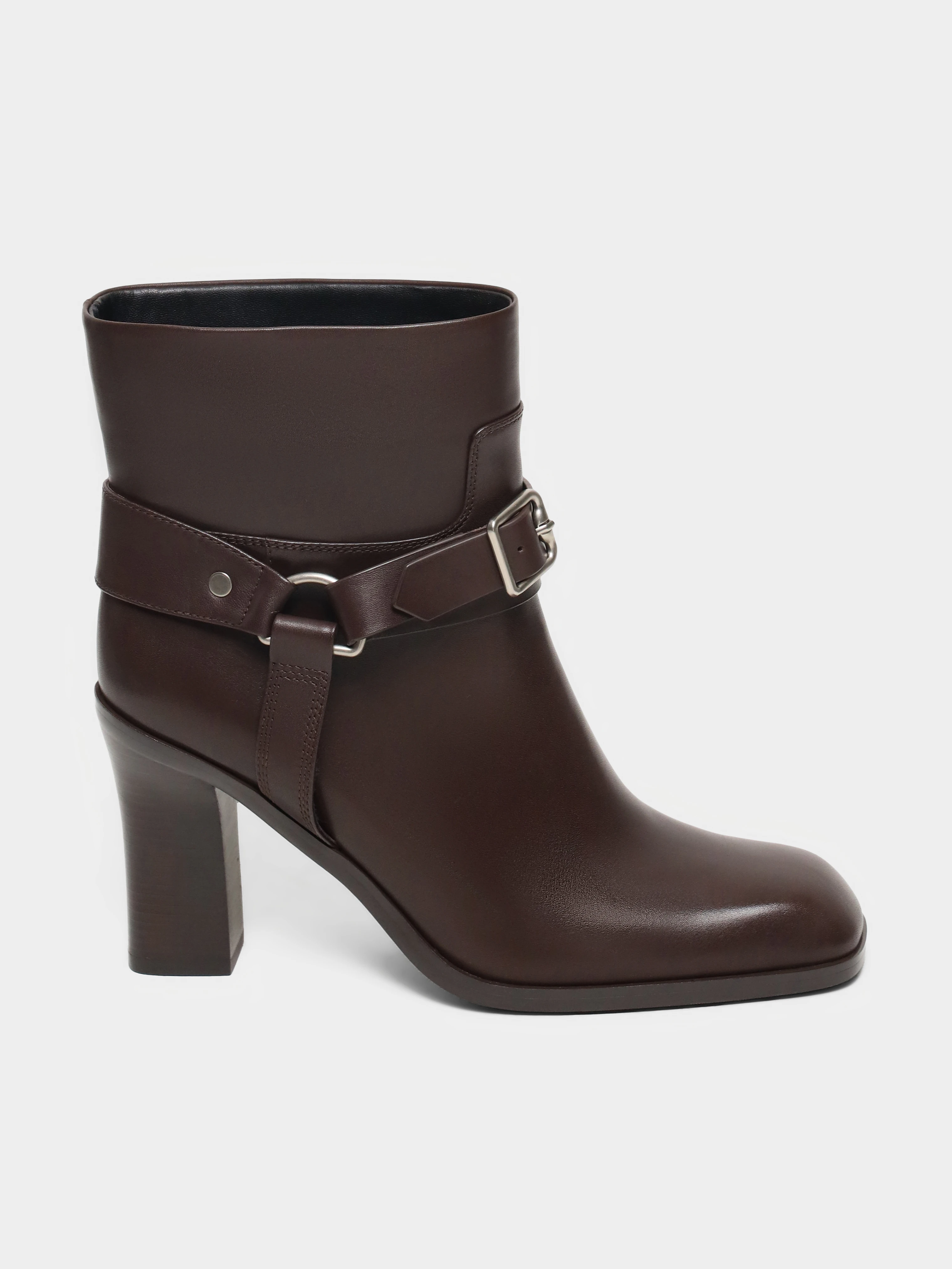 коричневый