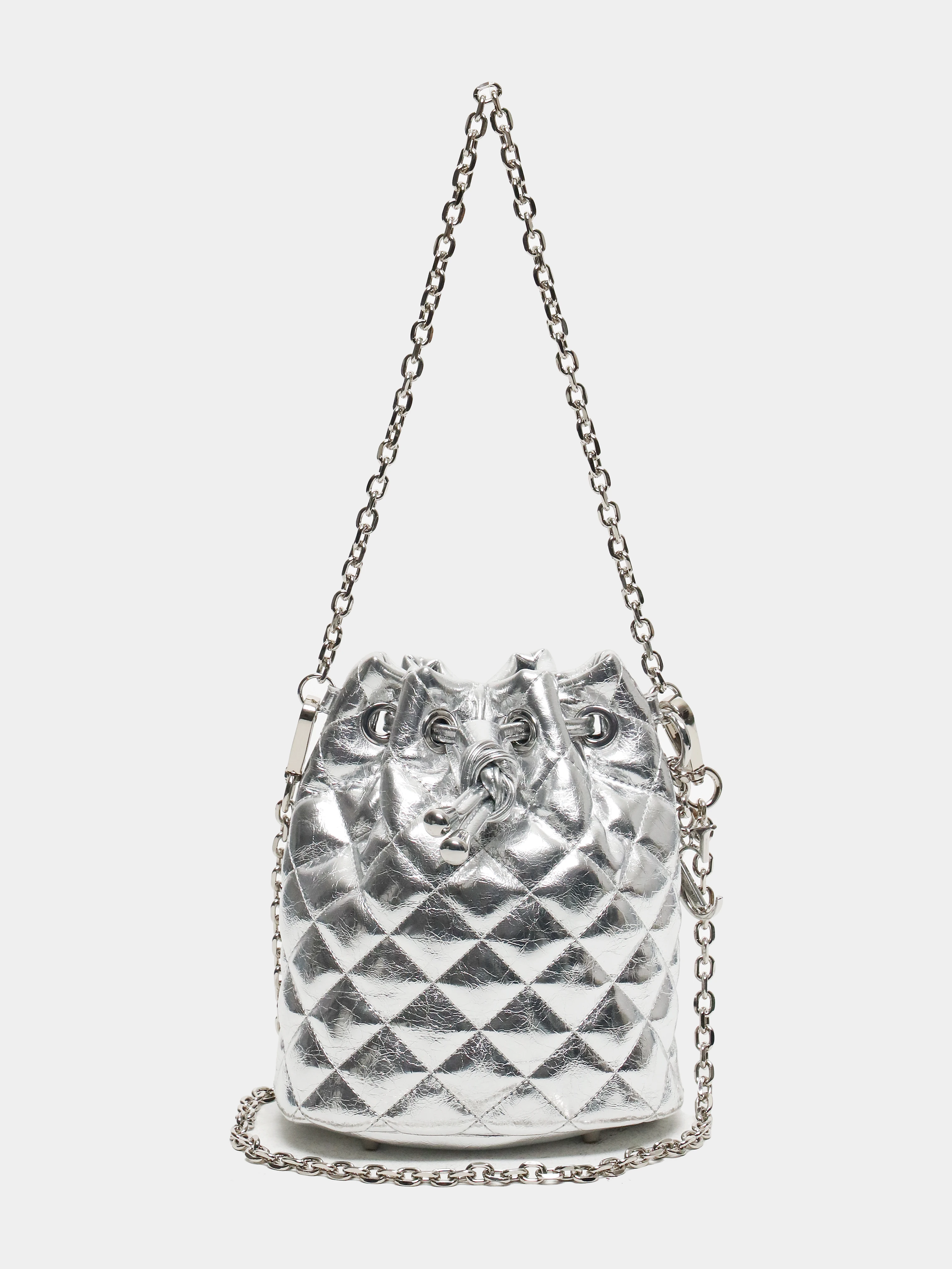 серебряный