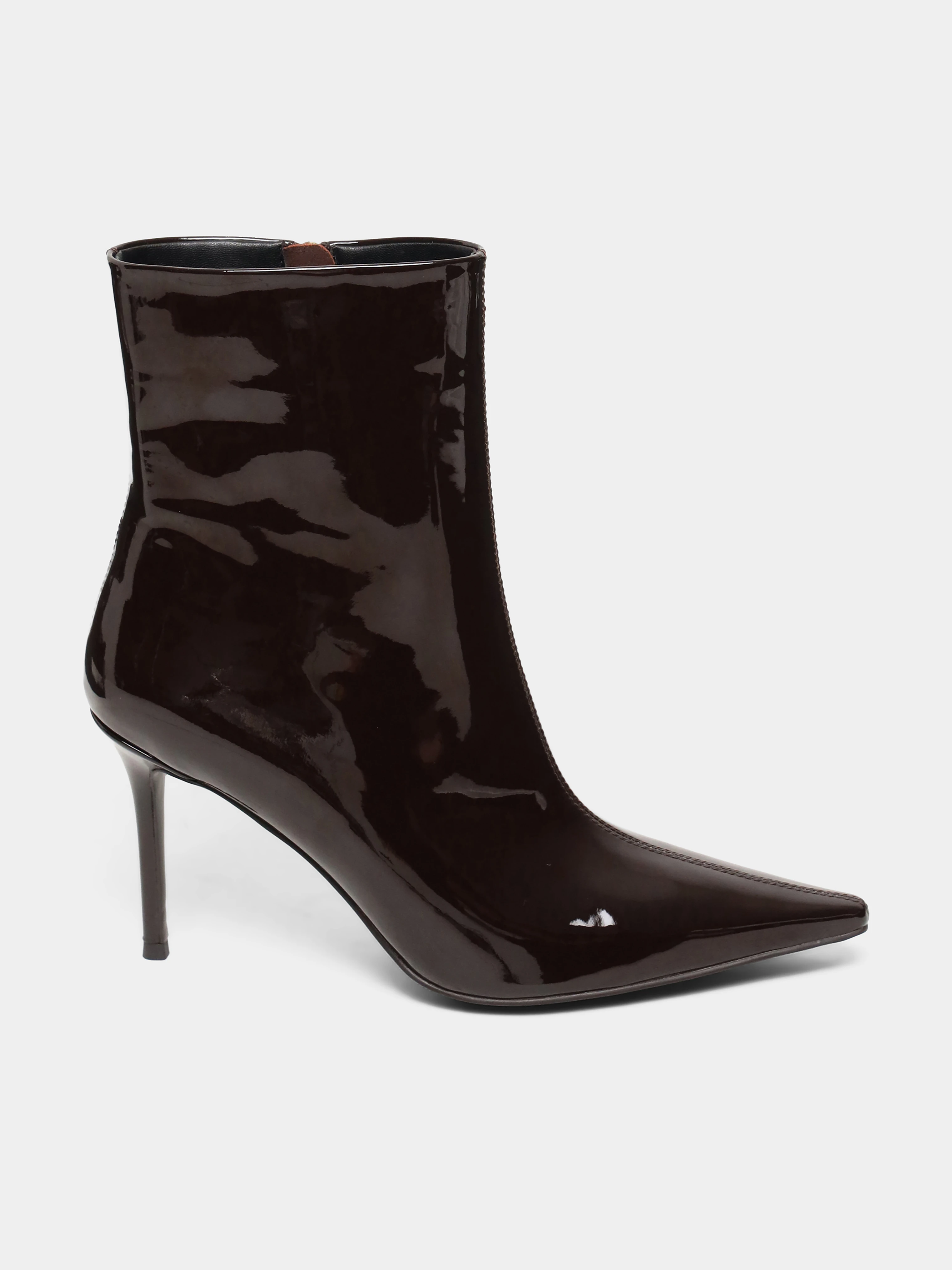 коричневый