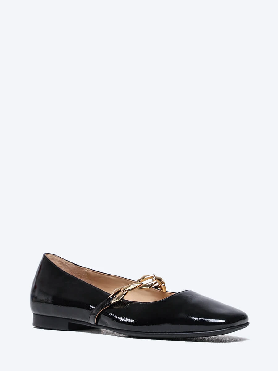 черный