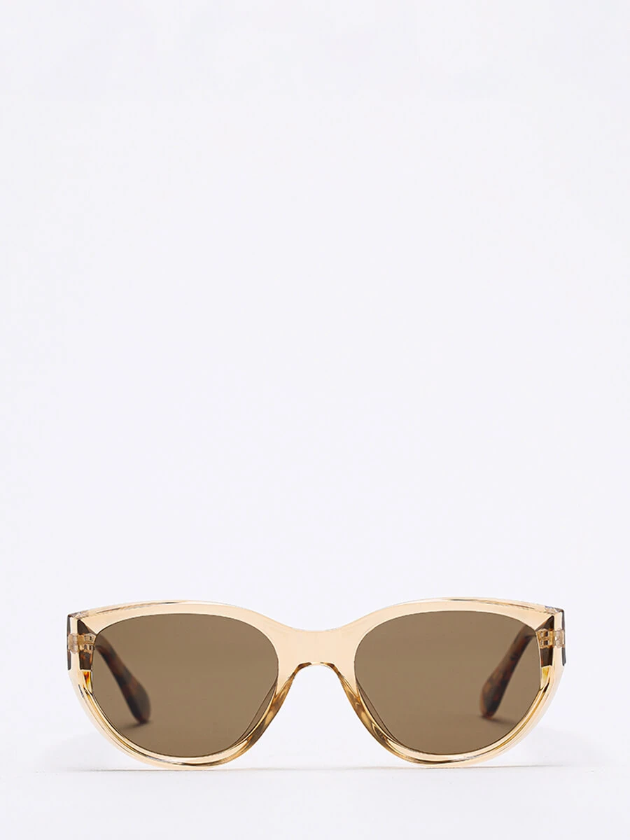 коричневый