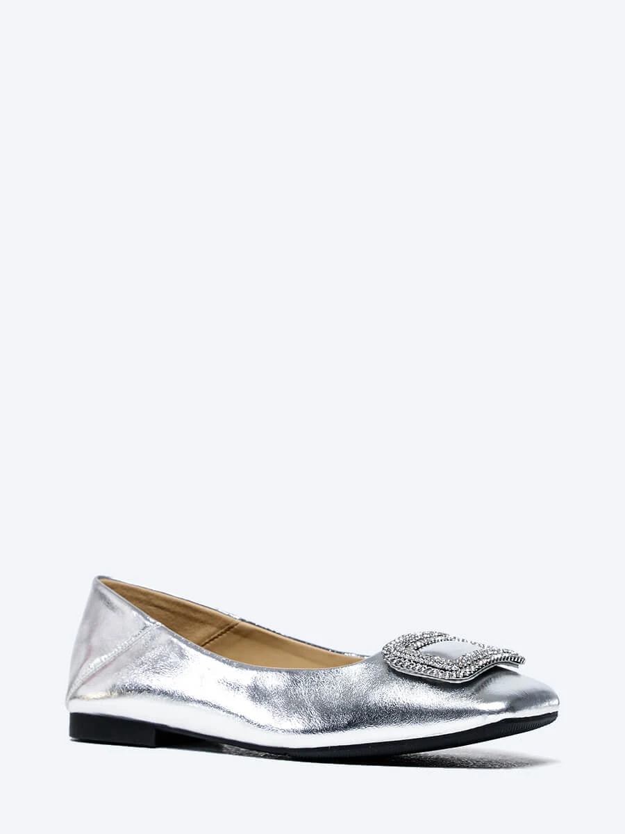 серебряный