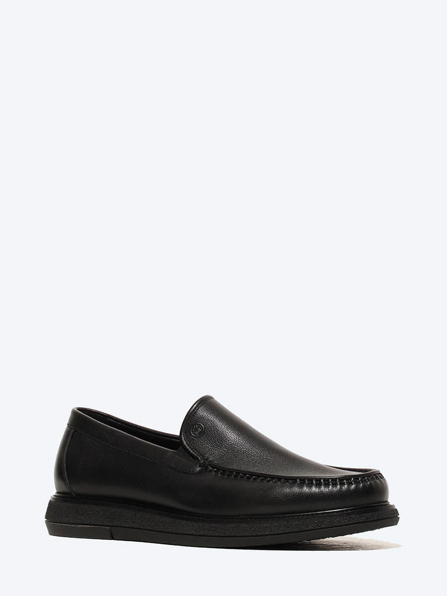 черный