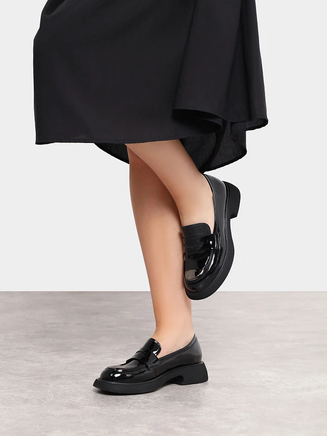 Лоферы женские всесезонные, цвет черный, натуральная кожа и полимерные материалы 1849340 | 9