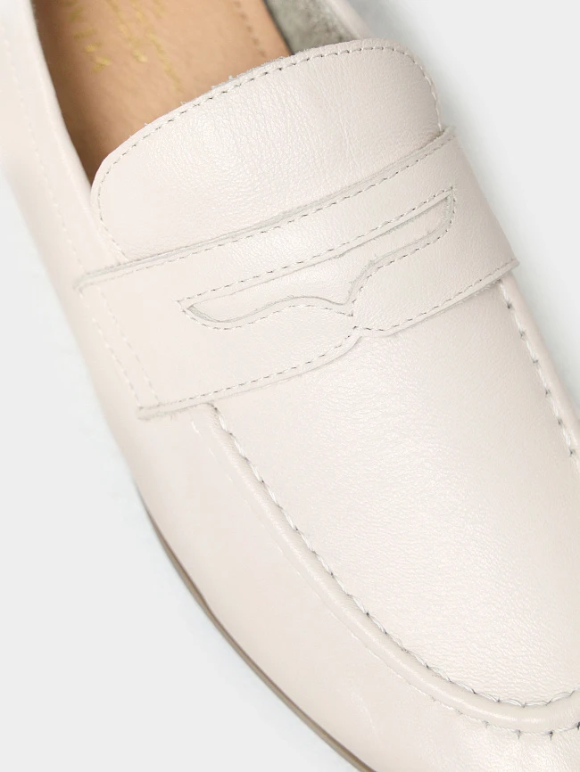 Лоферы женские всесезонные, цвет молочный, натуральная кожа 3630235 | 6