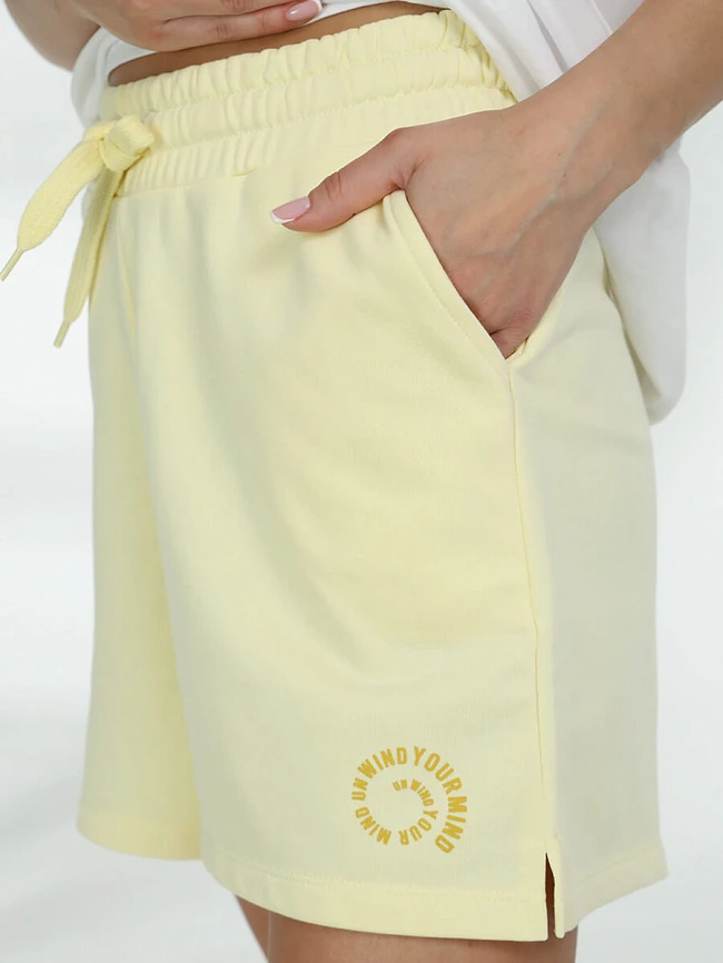 Костюм спортивный (футболка+шорты) женские всесезонные TEset03-27 | 10