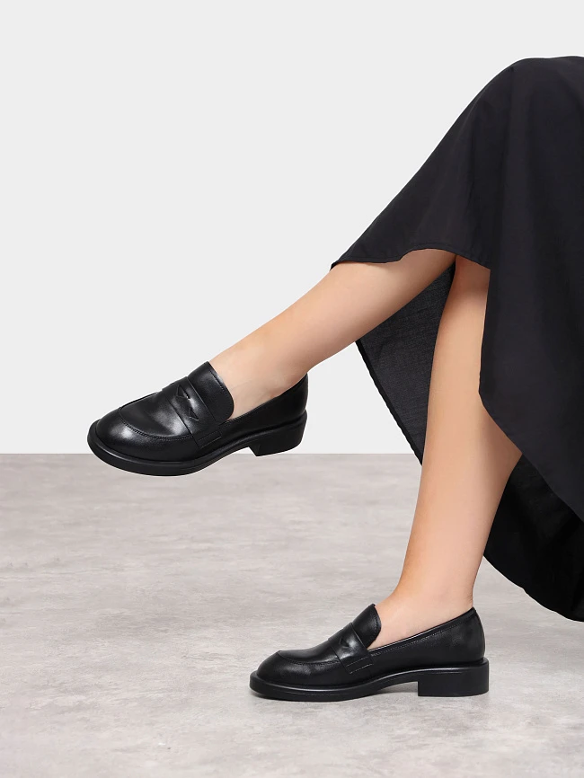 Лоферы женские всесезонные, цвет черный, натуральная кожа и полимерные материалы 1849517 | 10