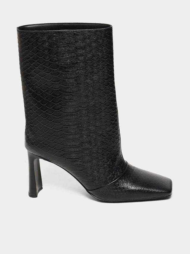 Полусапоги женские демисезонные, цвет черный, натуральная кожа 1494715 | 1