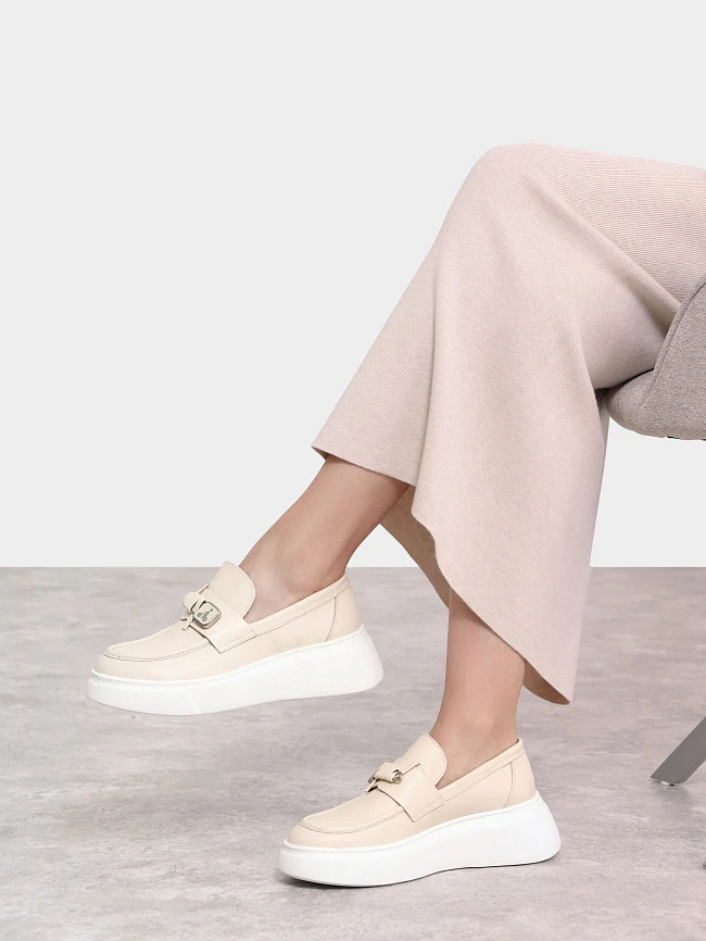 Лоферы женские всесезонные, цвет бежевый, натуральная кожа 136454 | 11