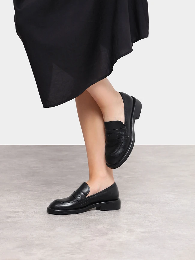 Лоферы женские всесезонные, цвет черный, натуральная кожа и полимерные материалы 1849517 | 9