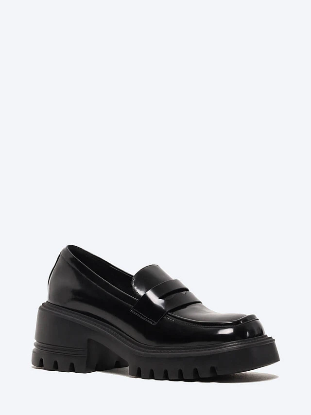 Лоферы женские всесезонные, цвет черный, натуральная кожа и полимерные материалы 1849378 | 1