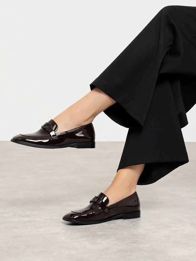 Лоферы женские всесезонные, цвет коричневый, натуральная лаковая кожа 1494626 | 7