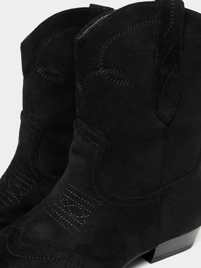 Полусапоги женские демисезонные, цвет черный, искусственный велюр 6550461 | 6