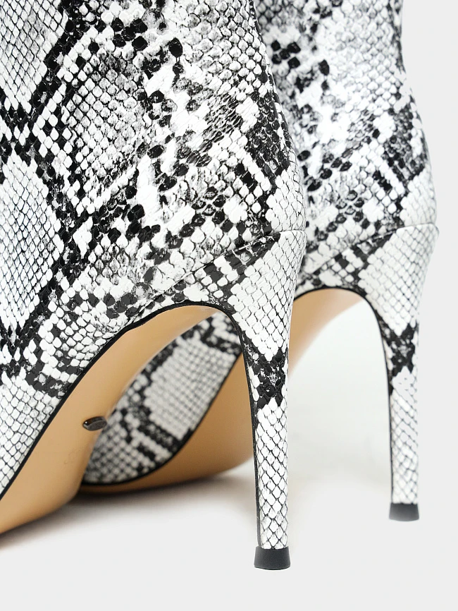 Сапоги женские демисезонные, цвет мультиколор, искусственная кожа 6550439 | 6