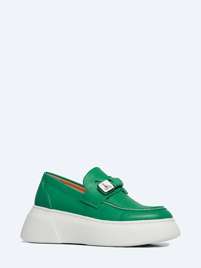 Лоферы женские всесезонные, цвет зеленый, натуральная кожа 136455 | 1