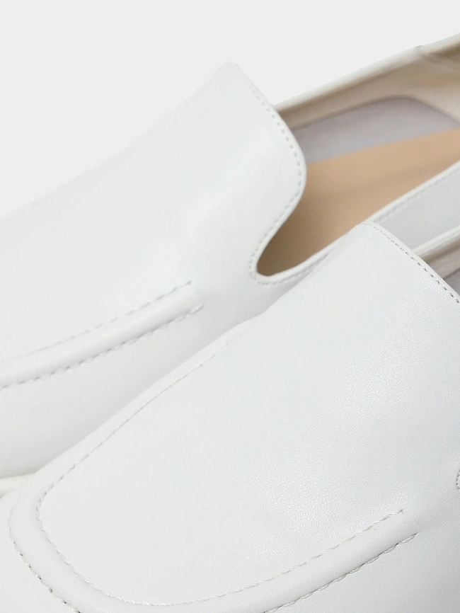 Лоферы женские всесезонные, цвет белый, натуральная кожа и полимерные материалы 1849748 | 6