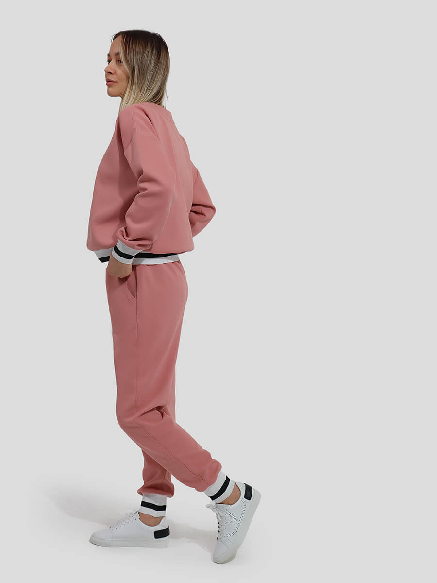 SP142-22 Костюм спортивный (пуловер+брюки) женский пудровый+95% хлопок, 5% эластан
