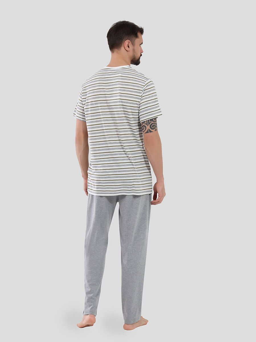 TRM510-02 Пижама (футболка+брюки) мужская белый+65% полиэстер, 35% вискоза/50% хлопок, 50% полиэстер